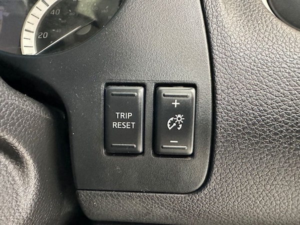 Used Nissan Navara 2017 for sale - 76210067: Photo 34