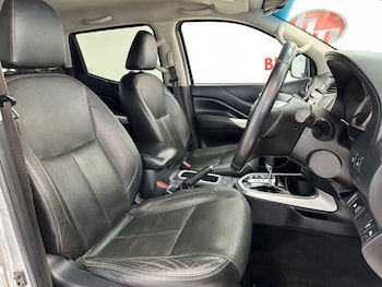 Used Nissan Navara 2017 for sale - 76210067: Photo