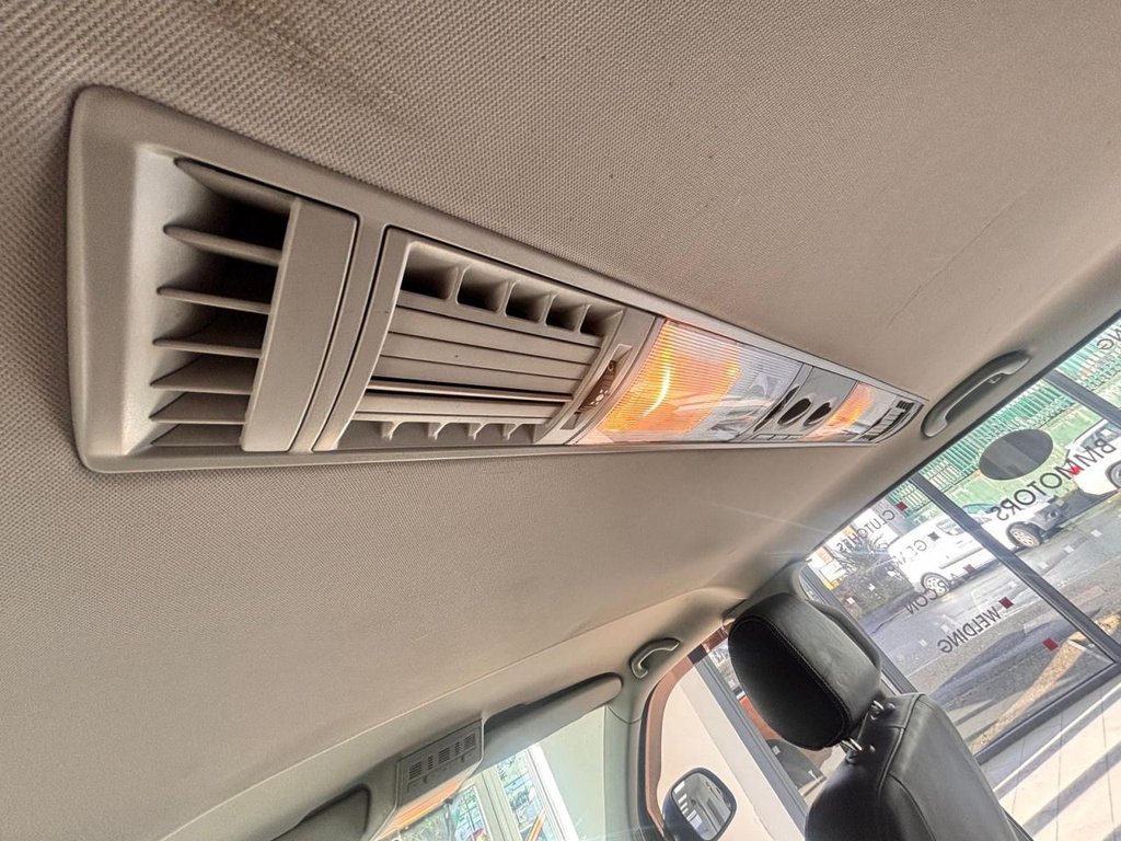 Used Volkswagen Transporter Shuttle 2014 for sale - 77436446: Photo 30