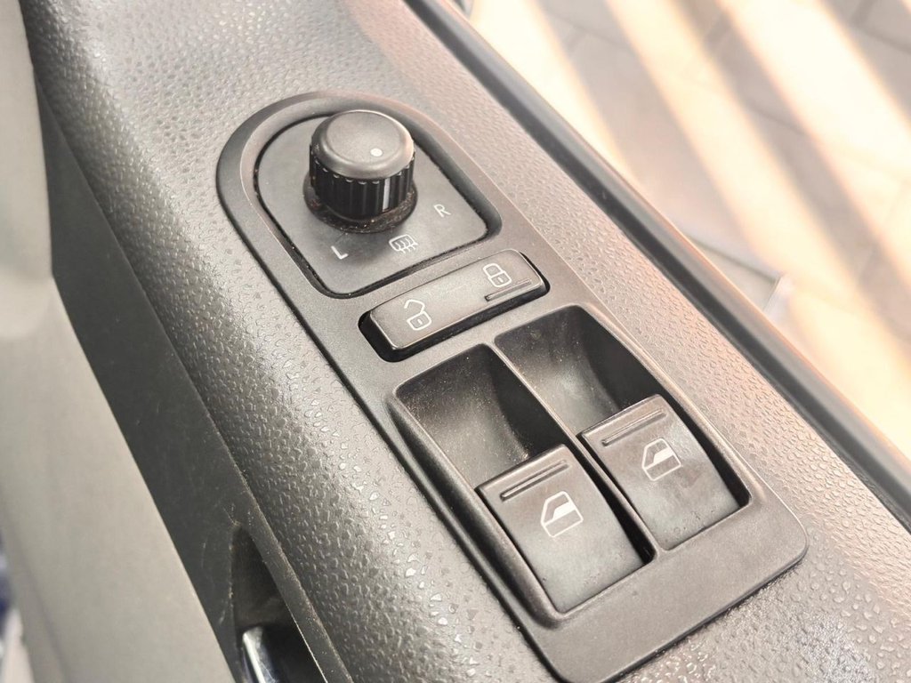 Used Volkswagen Transporter Shuttle 2014 for sale - 77436446: Photo 37