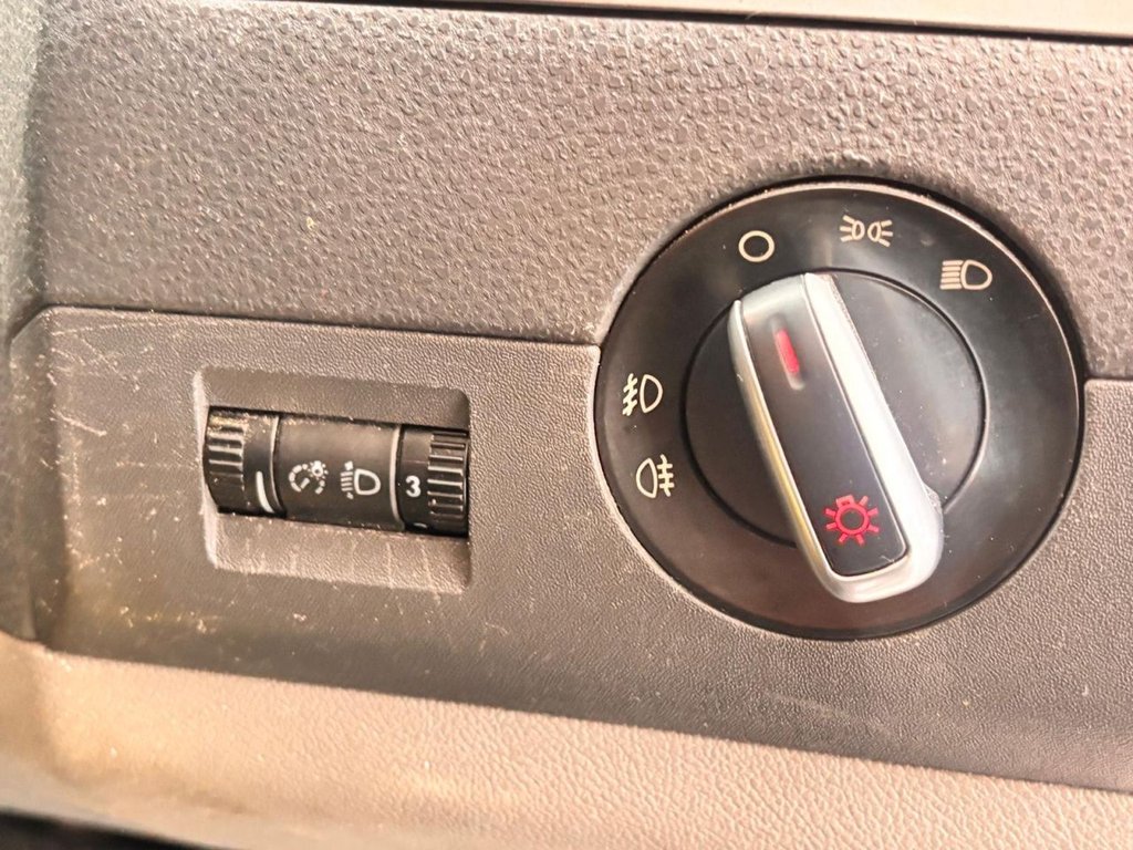 Used Volkswagen Transporter Shuttle 2014 for sale - 77436446: Photo 38