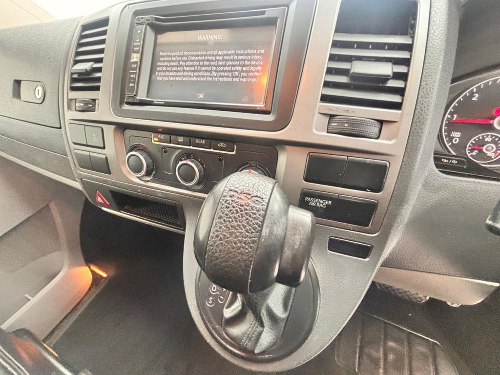 Used Volkswagen Transporter Shuttle 2014 for sale - 77436446: Photo 41