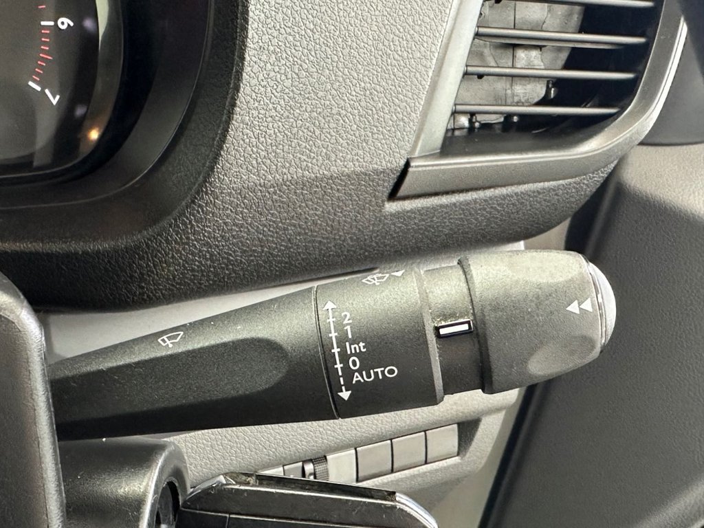 Used Peugeot Expert 2019 for sale - 78110452: Photo 39