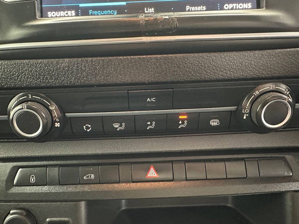 Used Peugeot Expert 2019 for sale - 78110452: Photo 40