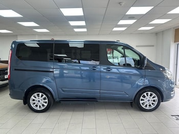 Used Ford Tourneo Custom 2022 for sale - 78315300: Photo
