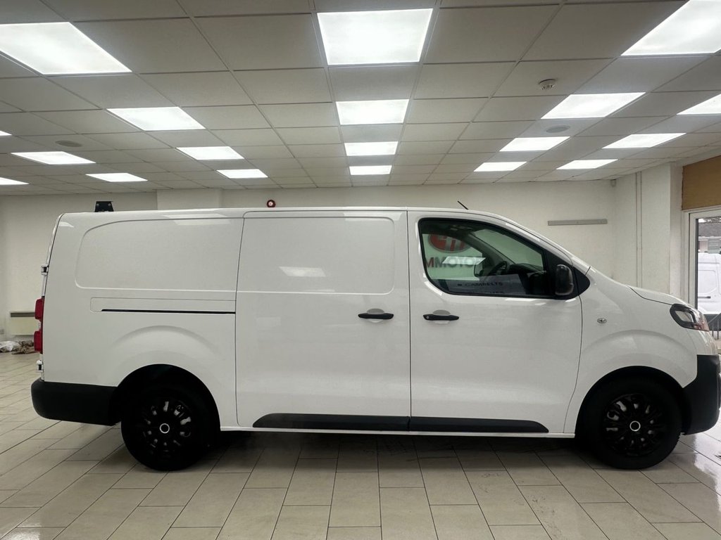 Used Vauxhall Vivaro 2019 for sale - 77666721: Photo 2