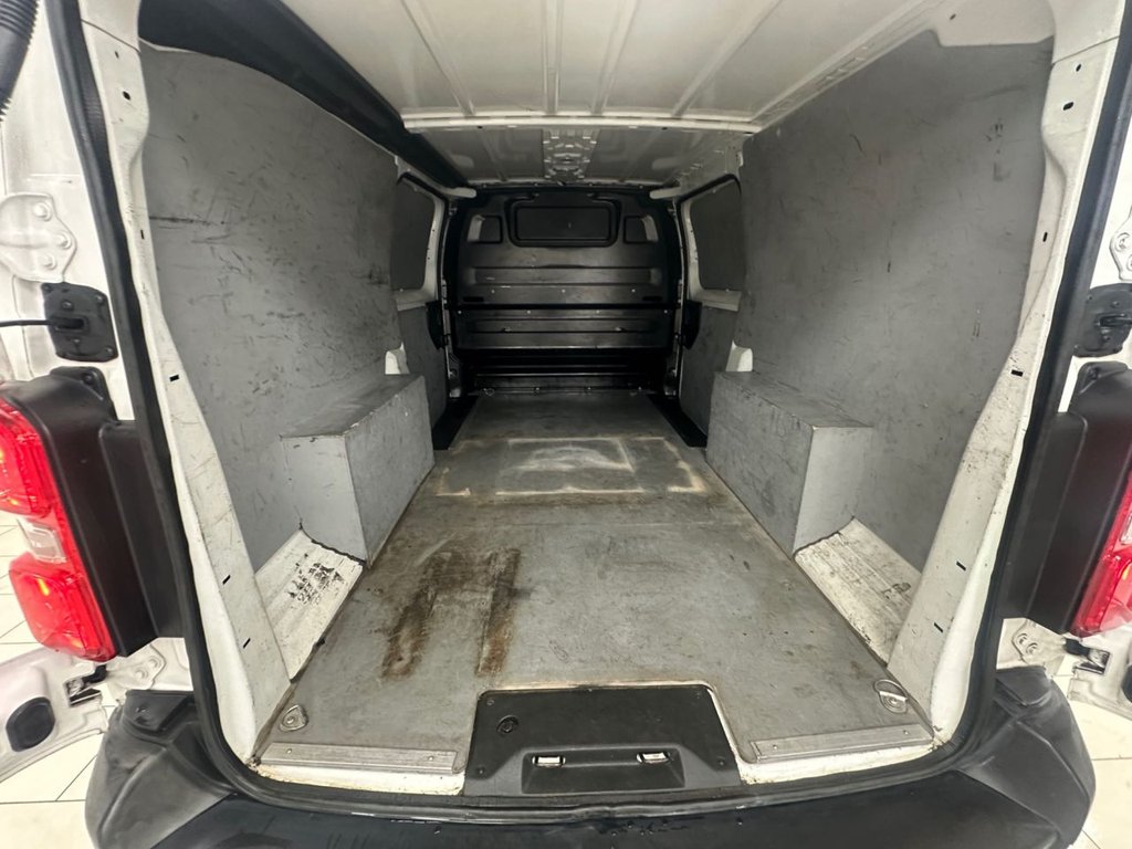 Used Vauxhall Vivaro 2019 for sale - 77666721: Photo 6