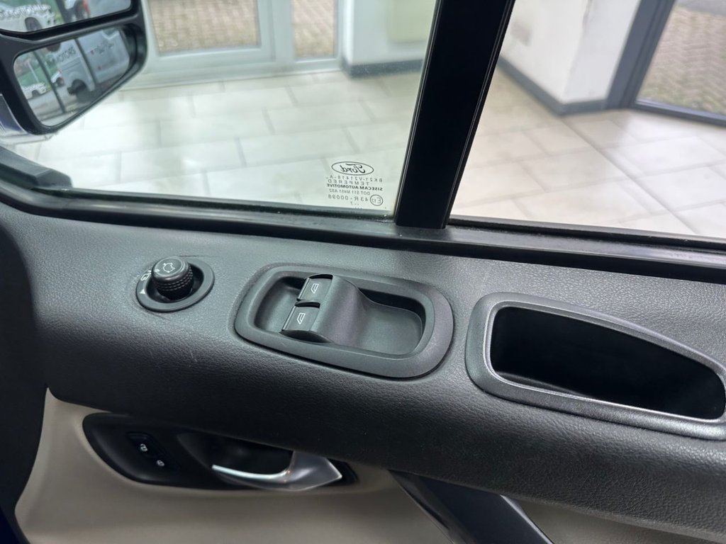 Used Ford Transit Custom 2017 for sale - 77780242: Photo 25