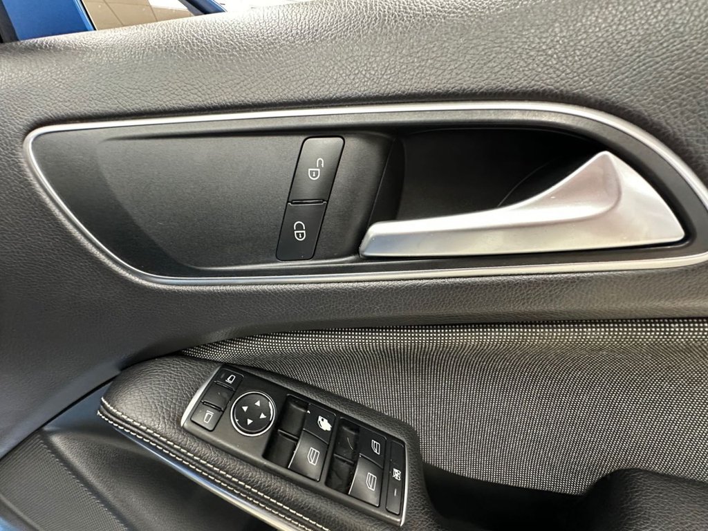 Used Mercedes-Benz A-Class 2015 for sale - 76559237: Photo 26