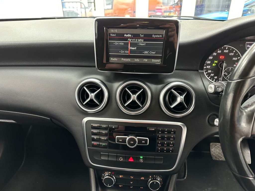 Used Mercedes-Benz A-Class 2015 for sale - 76559237: Photo 31