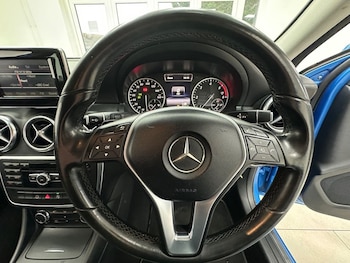 Used Mercedes-Benz A-Class 2015 for sale - 76559237: Photo
