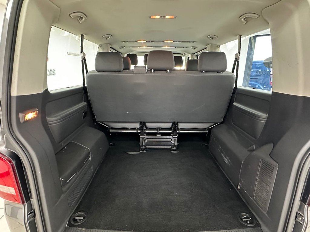 Used Volkswagen Transporter Shuttle 2015 for sale - 76923724: Photo 16
