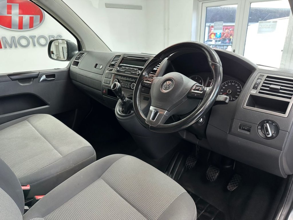 Used Volkswagen Transporter Shuttle 2015 for sale - 76923724: Photo 3