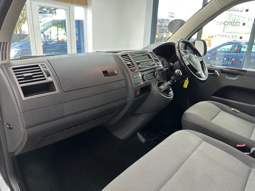 Used Volkswagen Transporter Shuttle 2015 for sale - 76923724: Photo 42