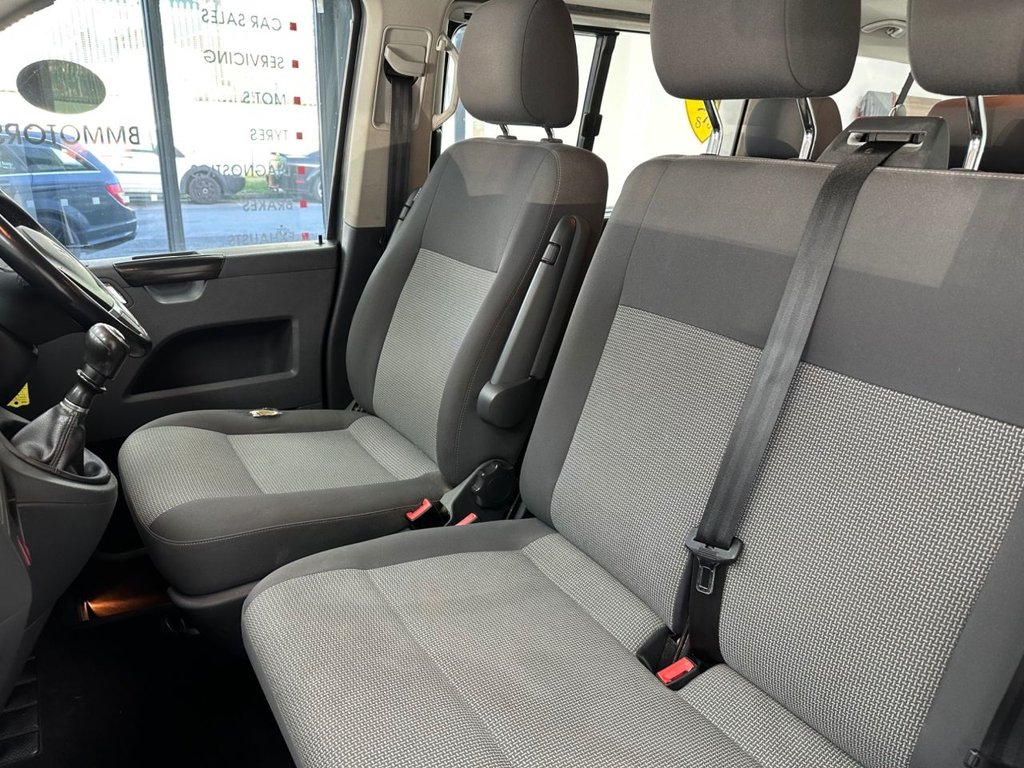Used Volkswagen Transporter Shuttle 2015 for sale - 76923724: Photo 43