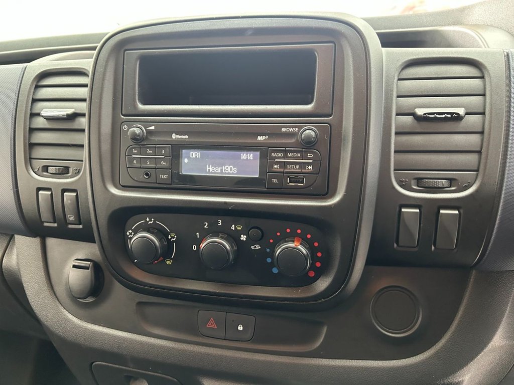 Used Vauxhall Vivaro 2015 for sale - 77849680: Photo 26