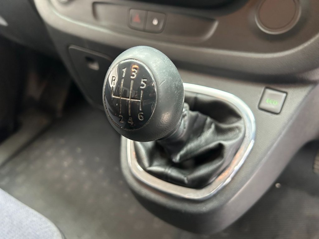 Used Vauxhall Vivaro 2015 for sale - 77849680: Photo 29