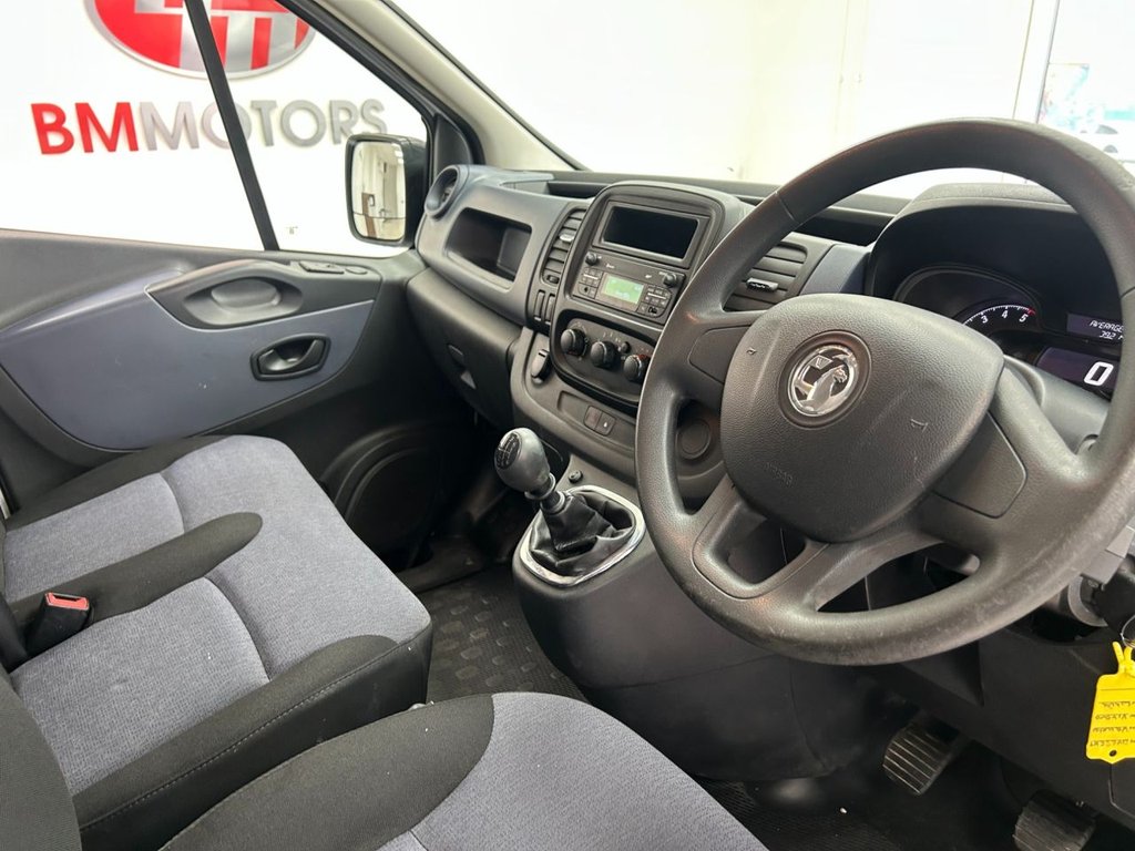 Used Vauxhall Vivaro 2015 for sale - 77849680: Photo 33