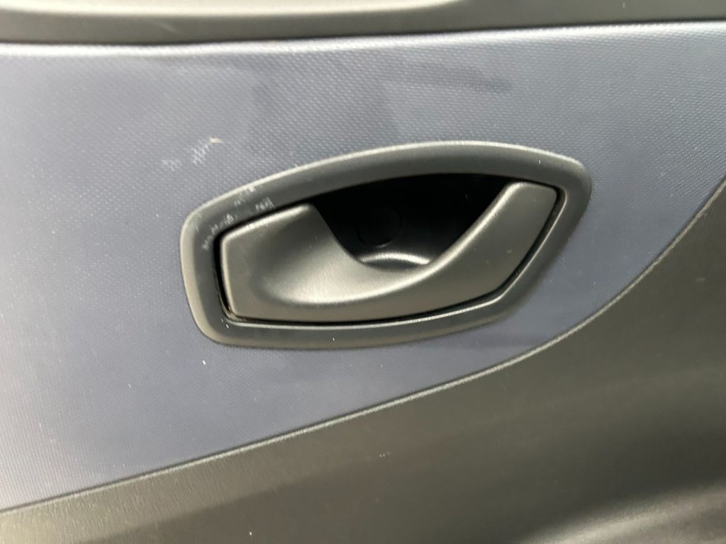 Used Vauxhall Vivaro 2015 for sale - 77849680: Photo 35