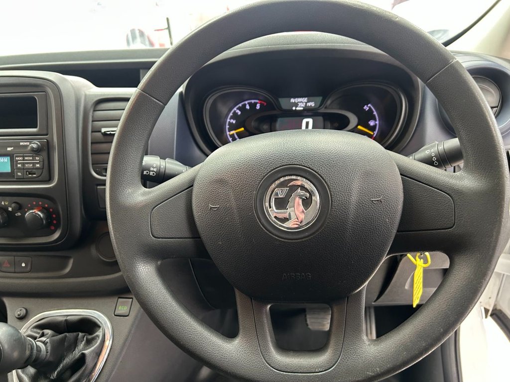 Used Vauxhall Vivaro 2015 for sale - 77849680: Photo 4