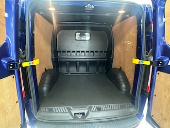 Used Ford Transit Custom 2018 for sale - 78206626: Photo