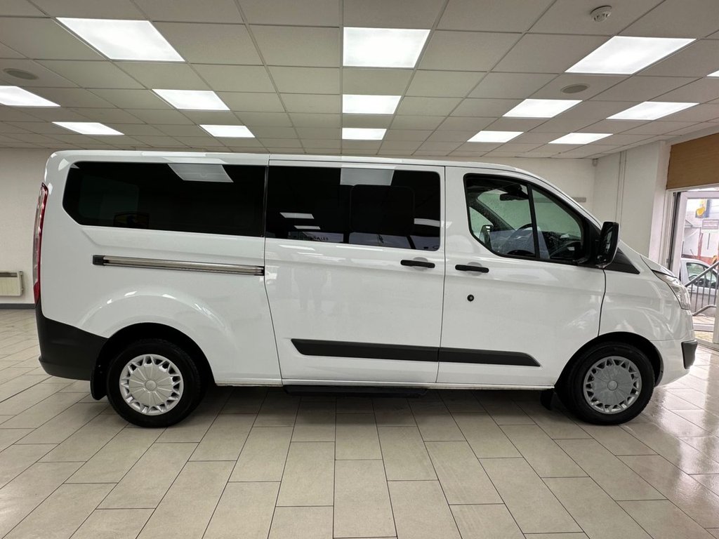 Used Ford Tourneo Custom 2017 for sale - 77706117: Photo 2