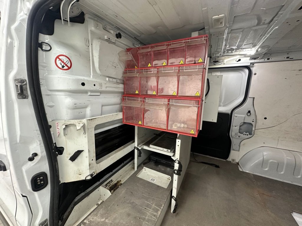 Used Vauxhall Vivaro 2016 for sale - 77059725: Photo 20