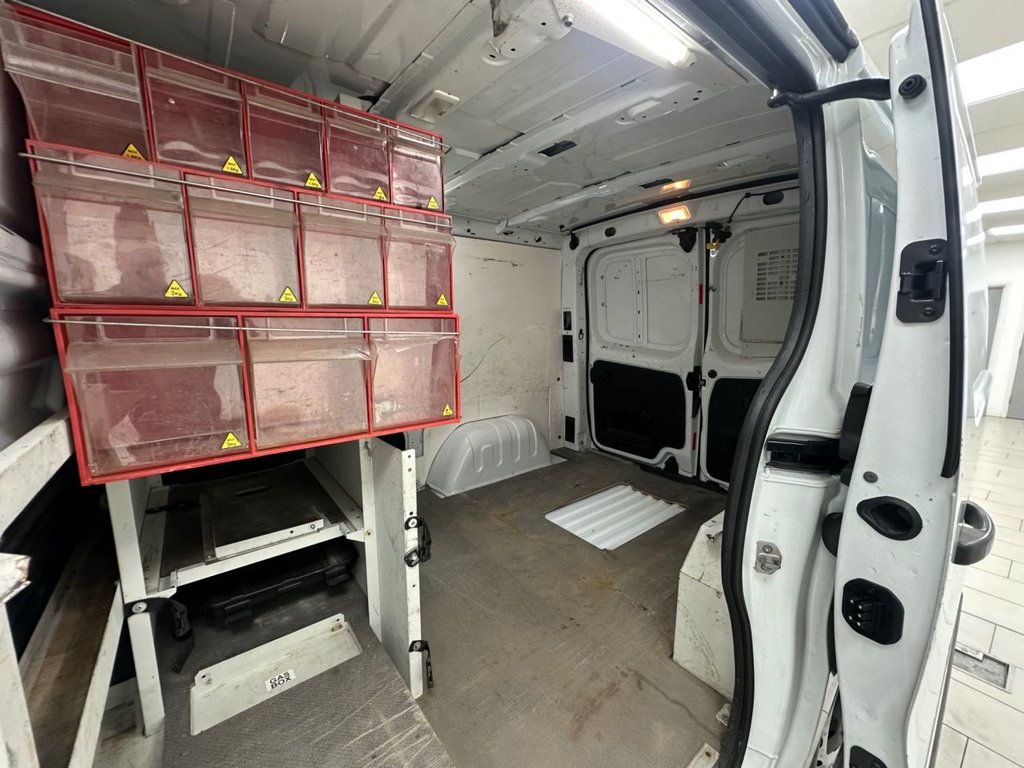 Used Vauxhall Vivaro 2016 for sale - 77059725: Photo 21