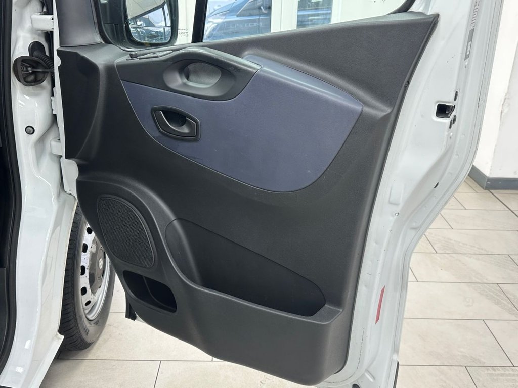 Used Vauxhall Vivaro 2016 for sale - 77059725: Photo 23