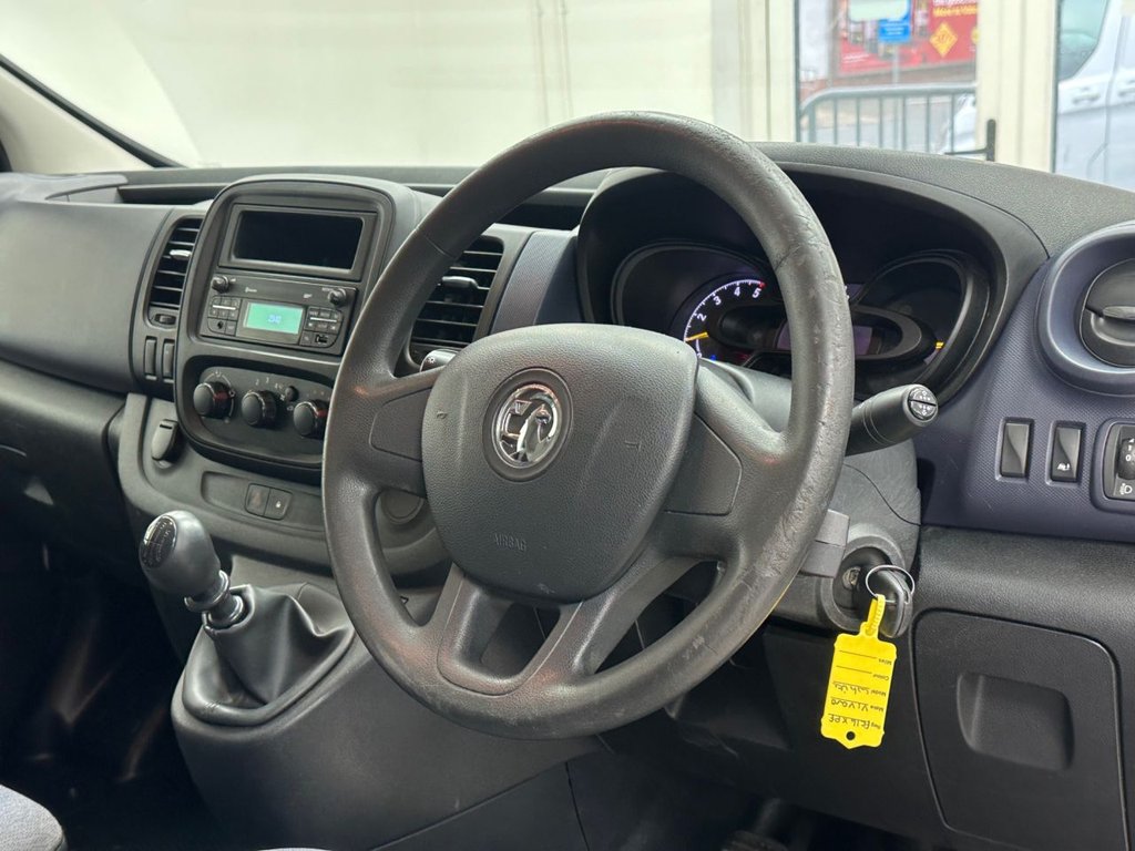 Used Vauxhall Vivaro 2016 for sale - 77059725: Photo 3