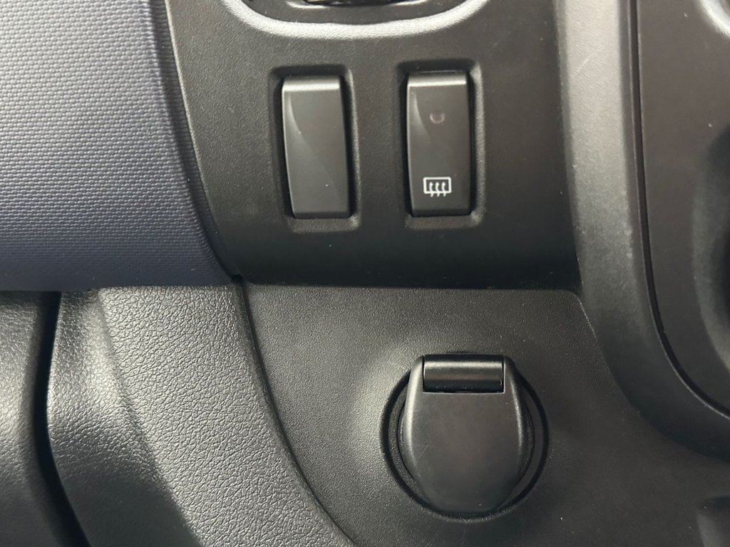 Used Vauxhall Vivaro 2016 for sale - 77059725: Photo 41