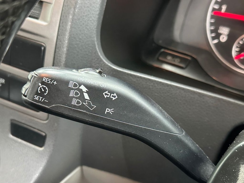 Used Volkswagen Transporter 2014 for sale - 77161746: Photo 39