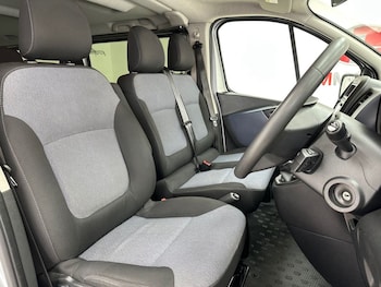 Used Vauxhall Vivaro 2017 for sale - 76481498: Photo