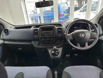 Used Vauxhall Vivaro 2017 for sale - 76481498: Photo