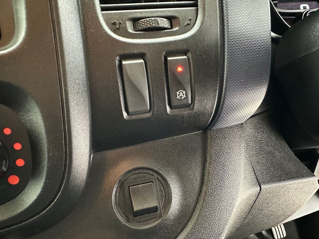 Used Vauxhall Vivaro 2017 for sale - 76481498: Photo 50