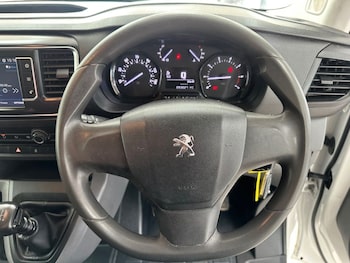 Used Peugeot Expert 2017 for sale - 78672192: Photo