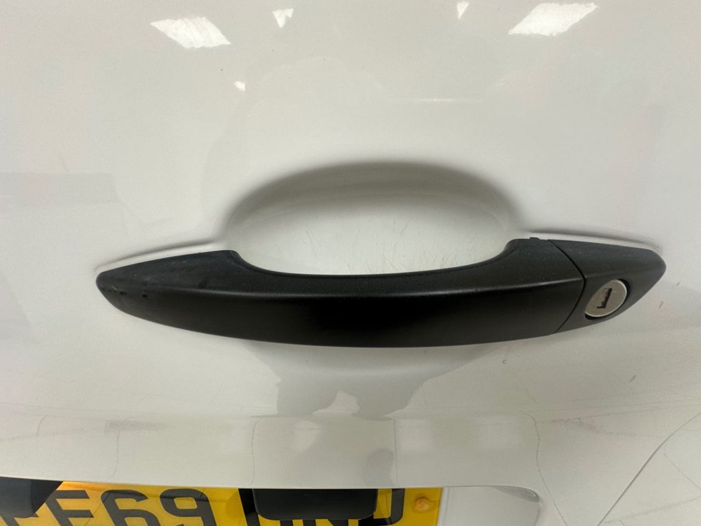 Used Vauxhall Vivaro 2019 for sale - 77627393: Photo 31