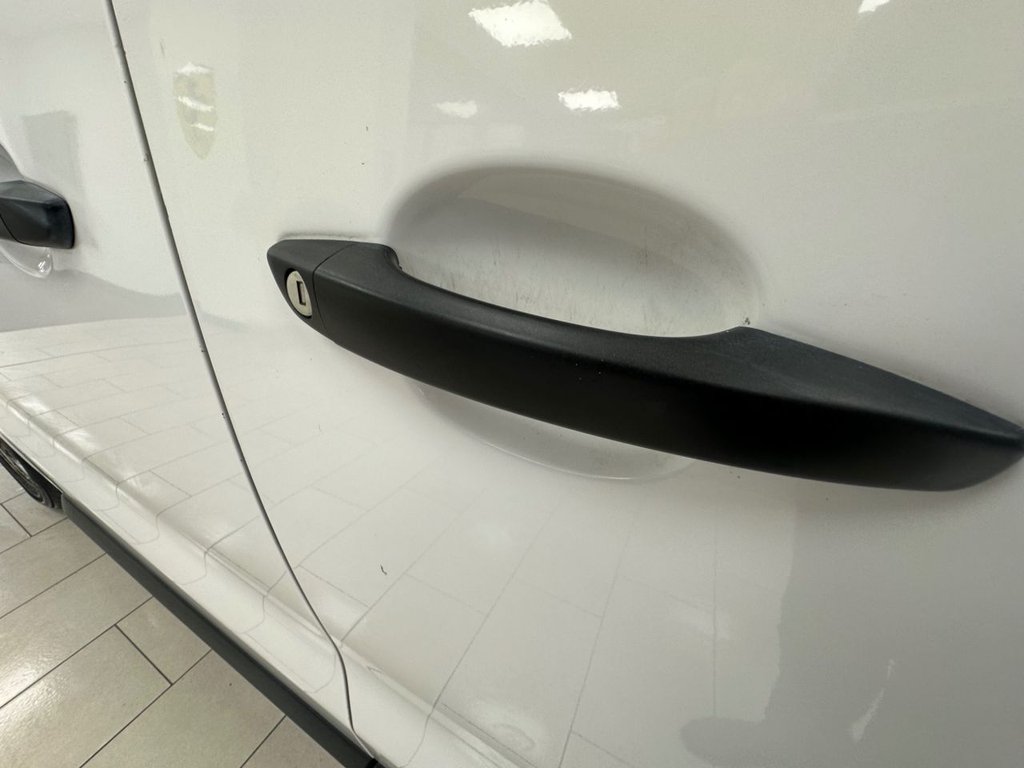 Used Vauxhall Vivaro 2019 for sale - 77627393: Photo 35