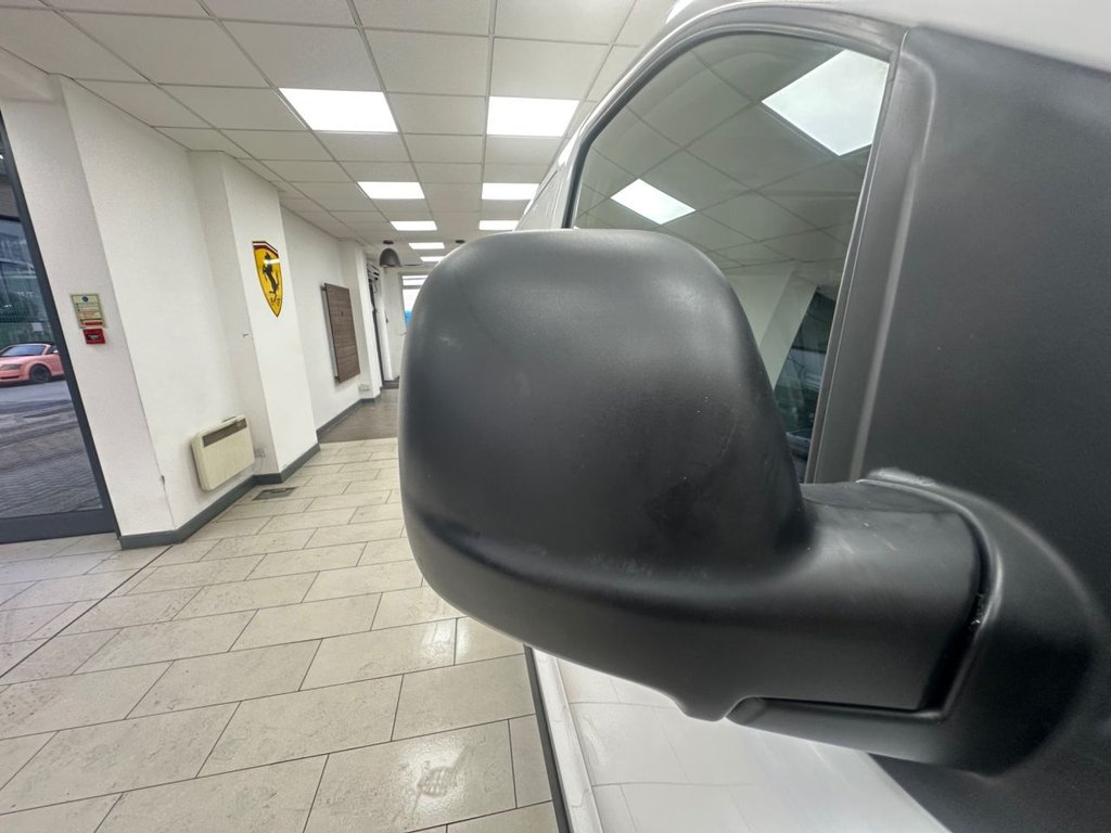 Used Vauxhall Vivaro 2019 for sale - 77627393: Photo 37
