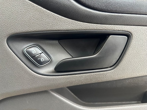 Used Ford Transit Custom 2019 for sale - 75359679: Photo 42