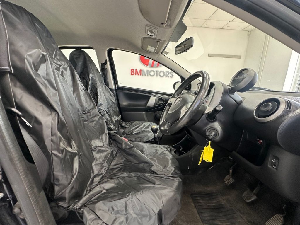 Used Toyota AYGO 2014 for sale - 77967582: Photo 15