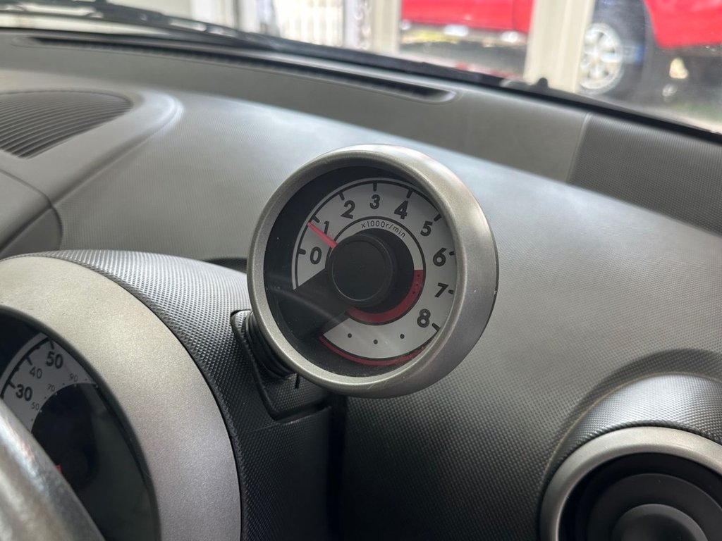 Used Toyota AYGO 2014 for sale - 77967582: Photo 16