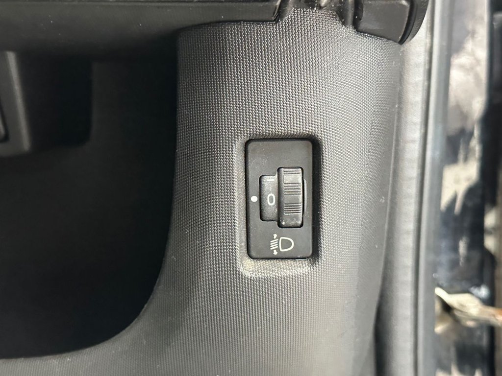 Used Toyota AYGO 2014 for sale - 77967582: Photo 17