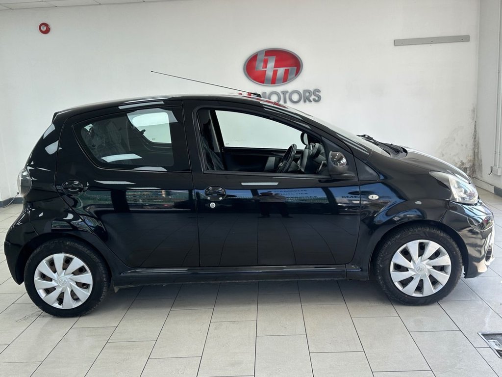 Used Toyota AYGO 2014 for sale - 77967582: Photo 2