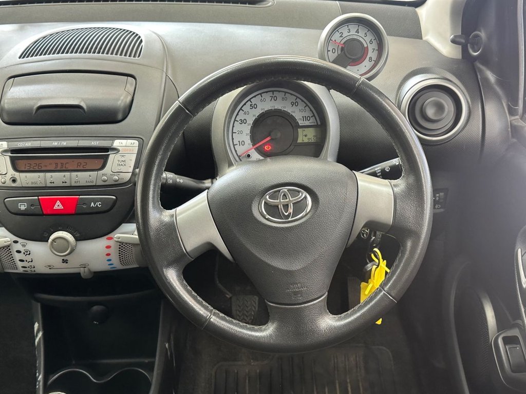 Used Toyota AYGO 2014 for sale - 77967582: Photo 4