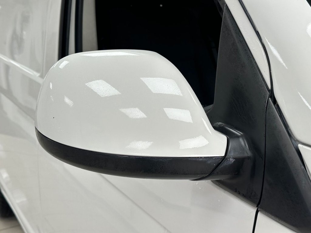 Used Volkswagen Transporter 2017 for sale - 77037689: Photo 19