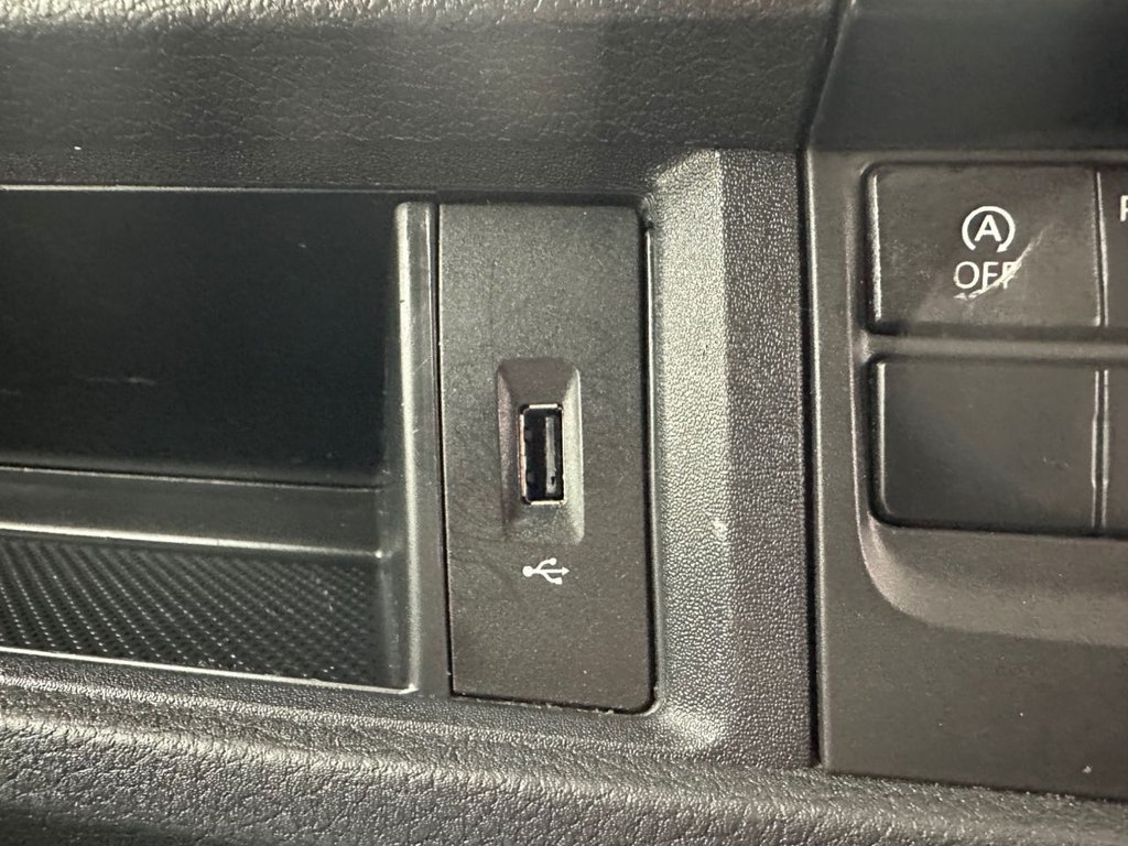 Used Volkswagen Transporter 2017 for sale - 77037689: Photo 37