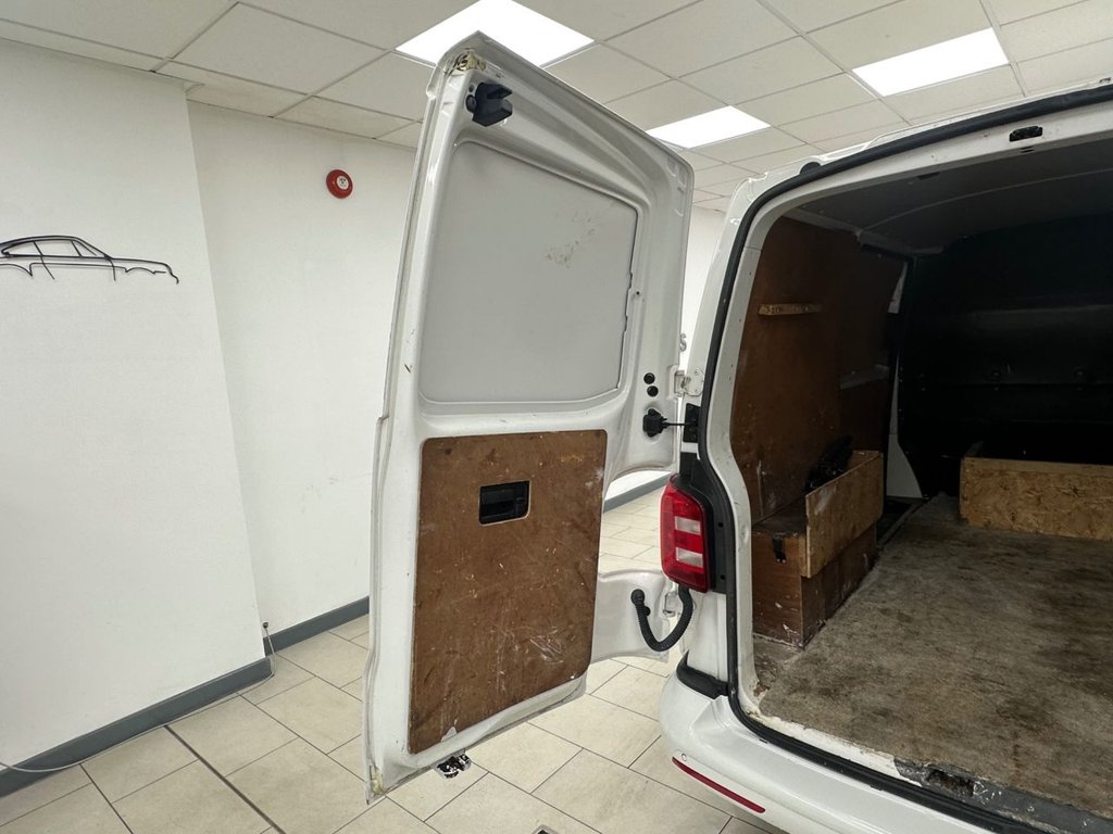 Used Volkswagen Transporter 2017 for sale - 77037689: Photo 44