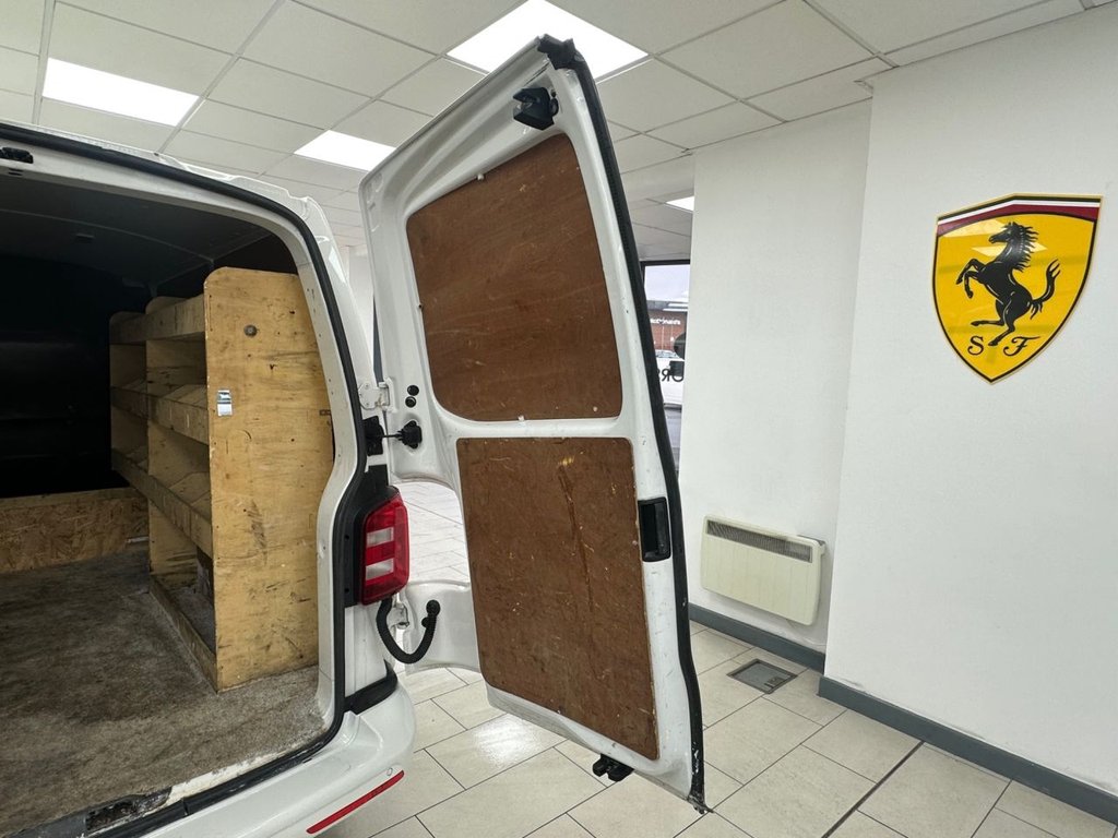 Used Volkswagen Transporter 2017 for sale - 77037689: Photo 45
