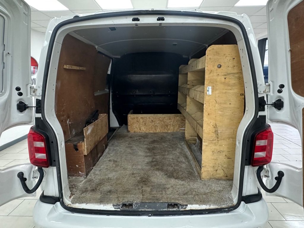 Used Volkswagen Transporter 2017 for sale - 77037689: Photo 47